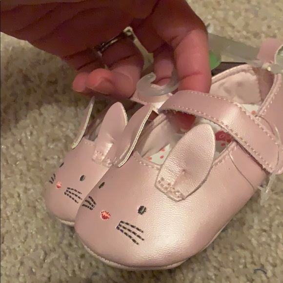 NWT Carter’s bunny Easter Halloween crib shoes - Picture 3 of 4